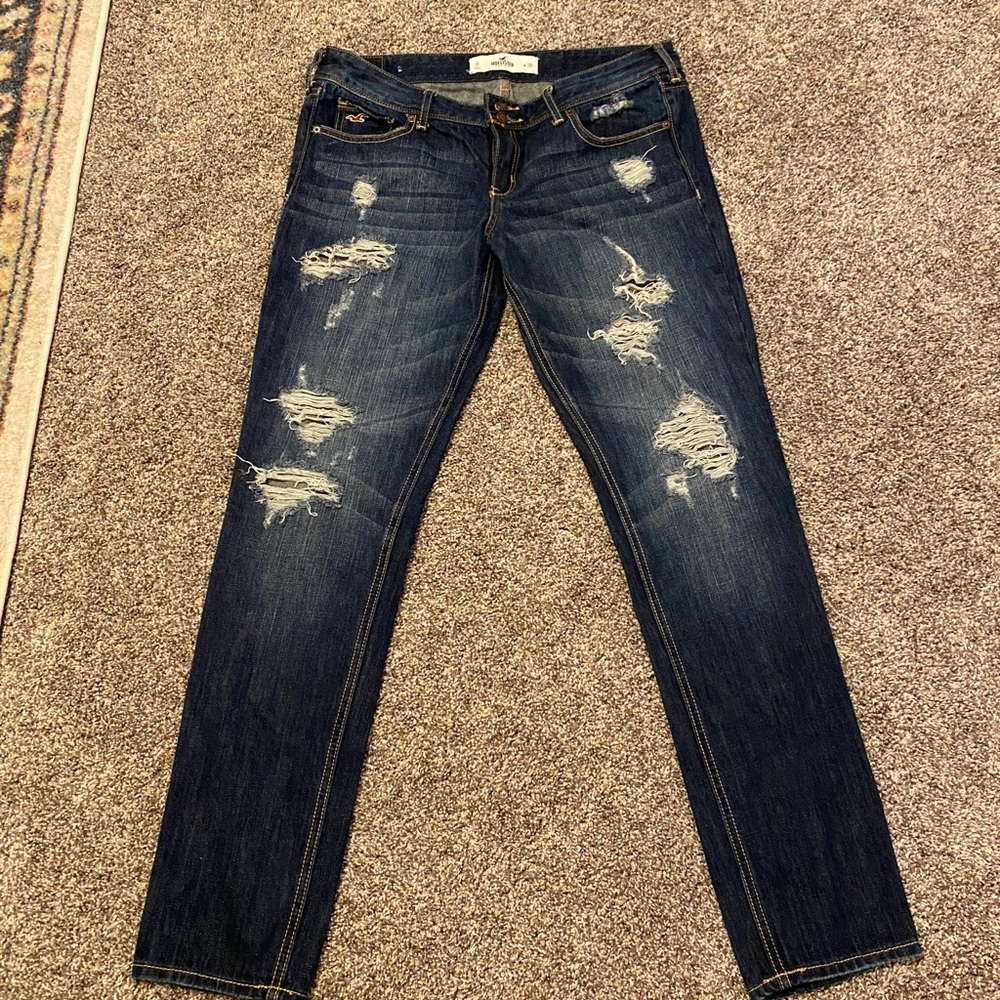 Hollister distressed skinny jeans new without tags